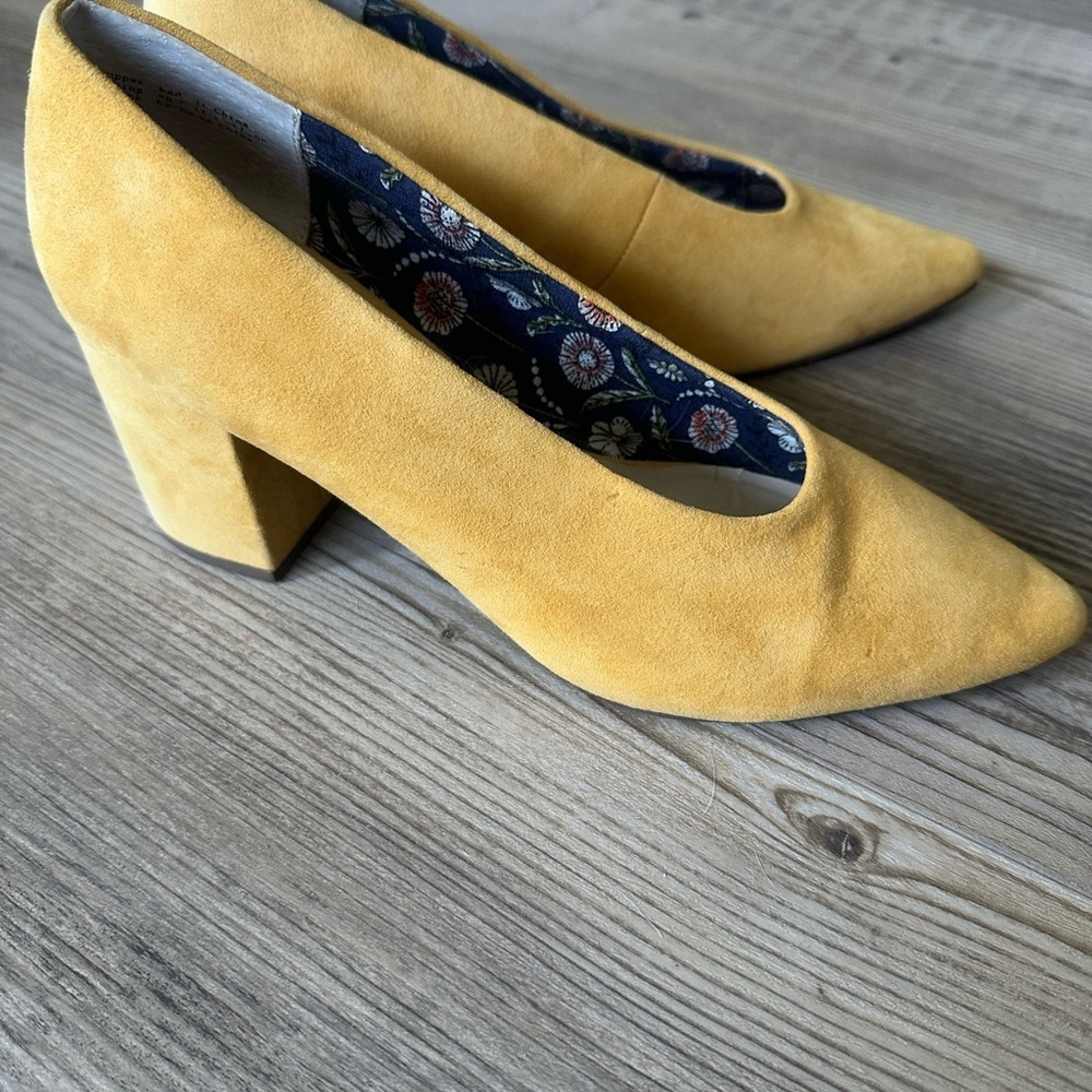 Seychelles suede Yellow Ballet pump women’s size 7 - Picture 3 of 4